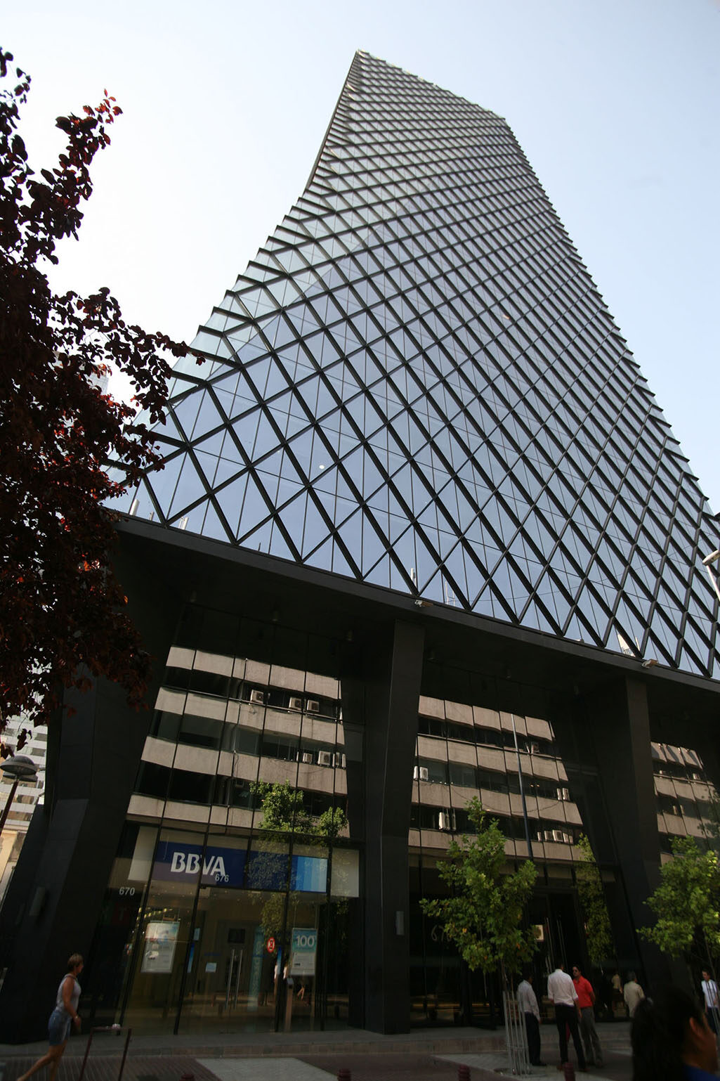 Huérfanos Tower